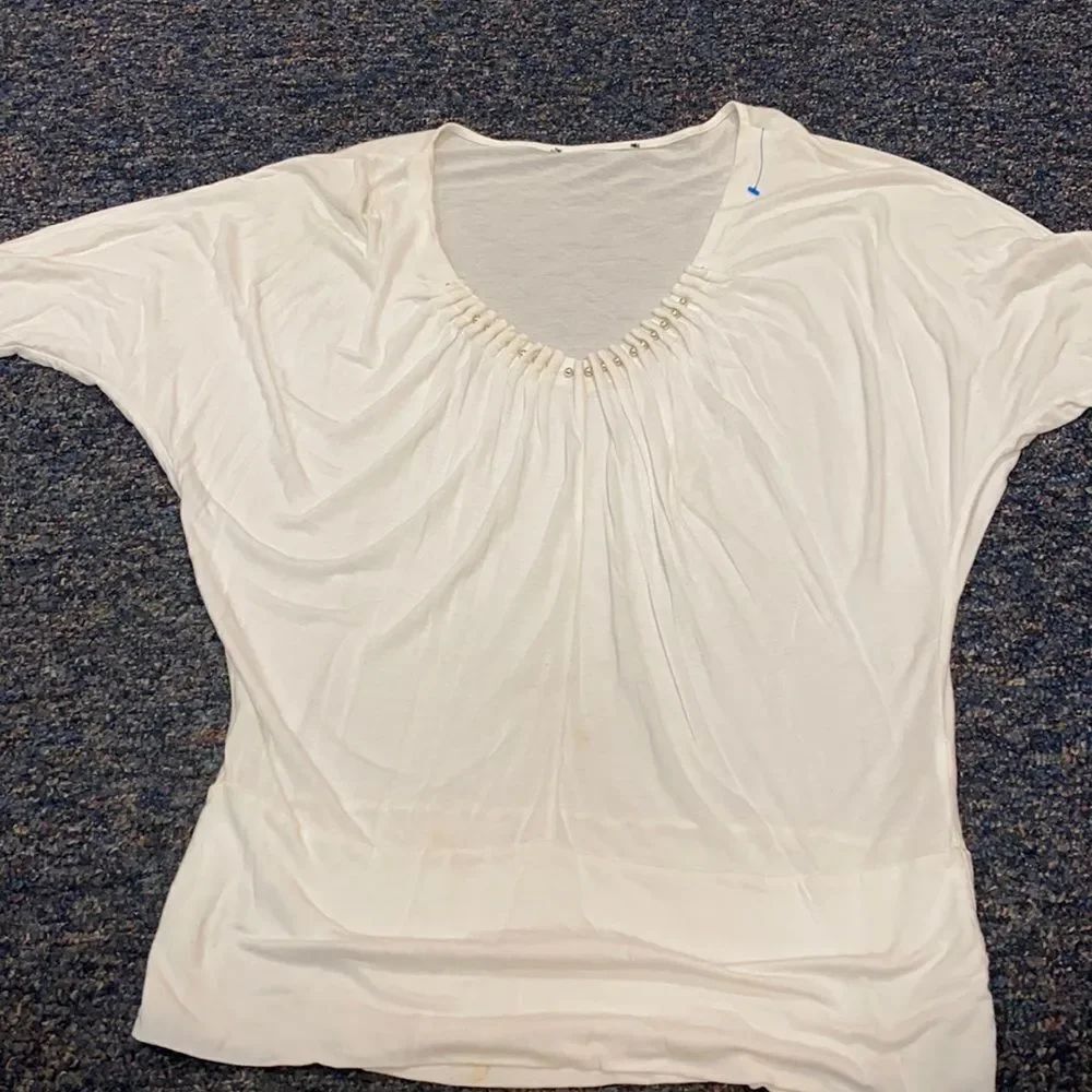 White Beaded Top sz. L